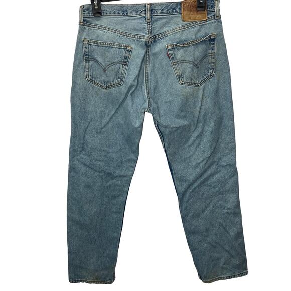 Vintage Levi's 501 Mens Jeans Size 36x30 Light Wash Distressed Button Fly USA - Picture 2 of 8